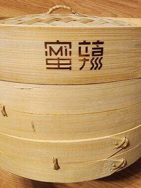 Traditional 10 in Bamboo Steamer Basket 2 Tier for Dumplings Buns Vegetables NEW